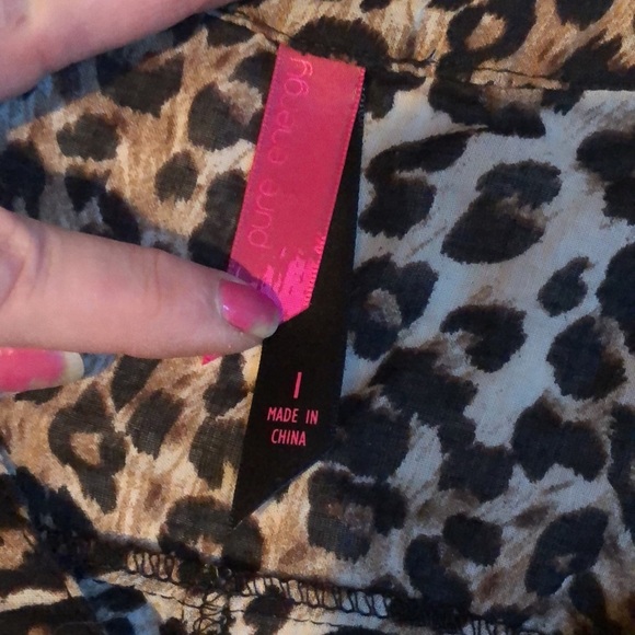 Pure Energy size  large leopard print button down with mandarin collar - Picture 7 of 13